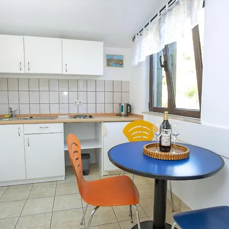 Διαμέρισμα Schoene In Mit Grossem Balkon *